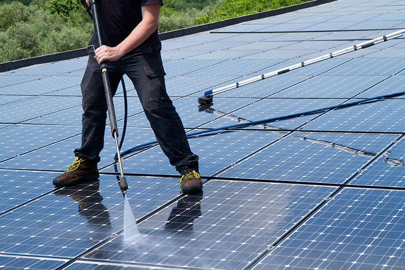 Solar-Panel-Cleaning-1
